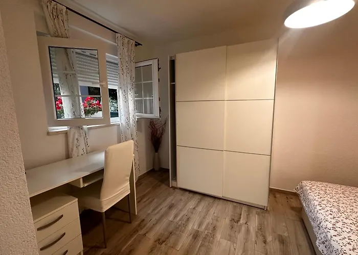 Deluxe Apartment Bluebay Oasis