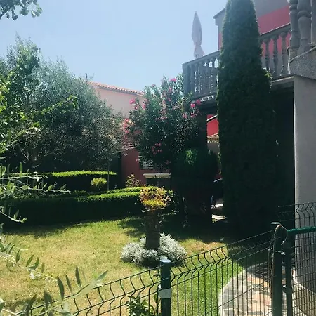 Deluxe Apartment Bluebay Oasis Fazana Exterior photo