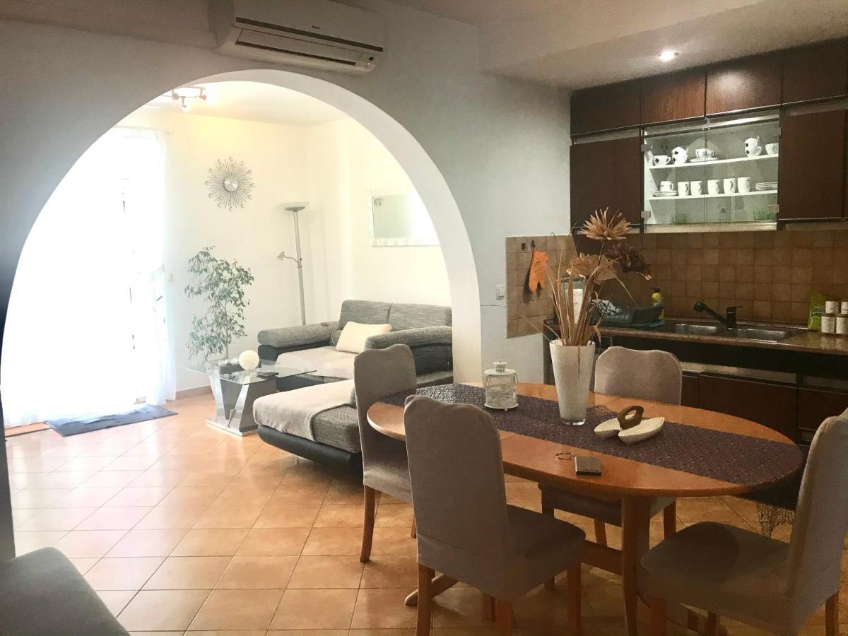 Deluxe Bluebay Oasis Apartment *